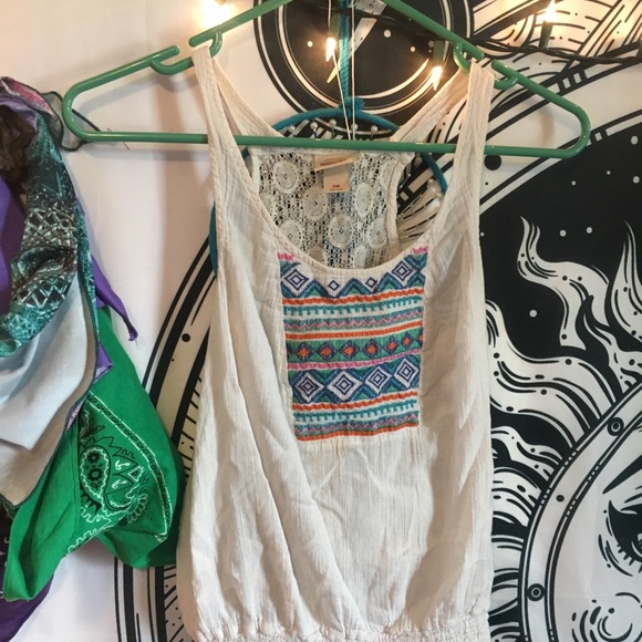 Mossimo tank top - Picture 2 of 4